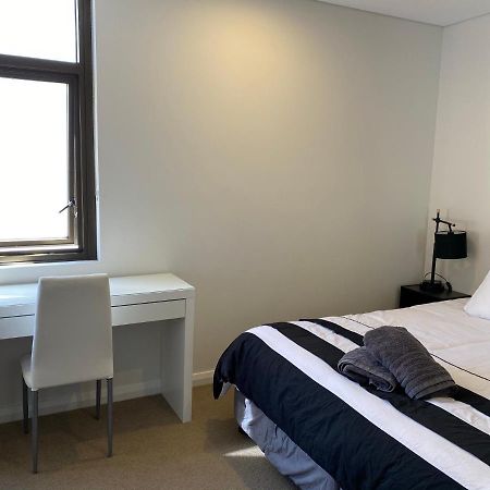 Governor Luxe 1 Bedroom Apartment In The Heart Of Barton Wifi Gym Wine Secure Parking Canberra Kingston Екстер'єр фото