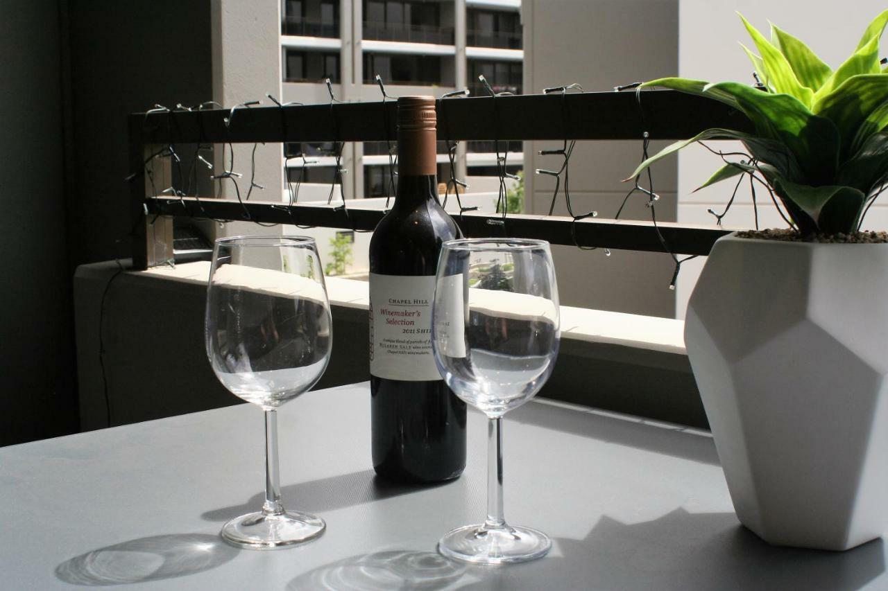 Governor Luxe 1 Bedroom Apartment In The Heart Of Barton Wifi Gym Wine Secure Parking Canberra Kingston Екстер'єр фото