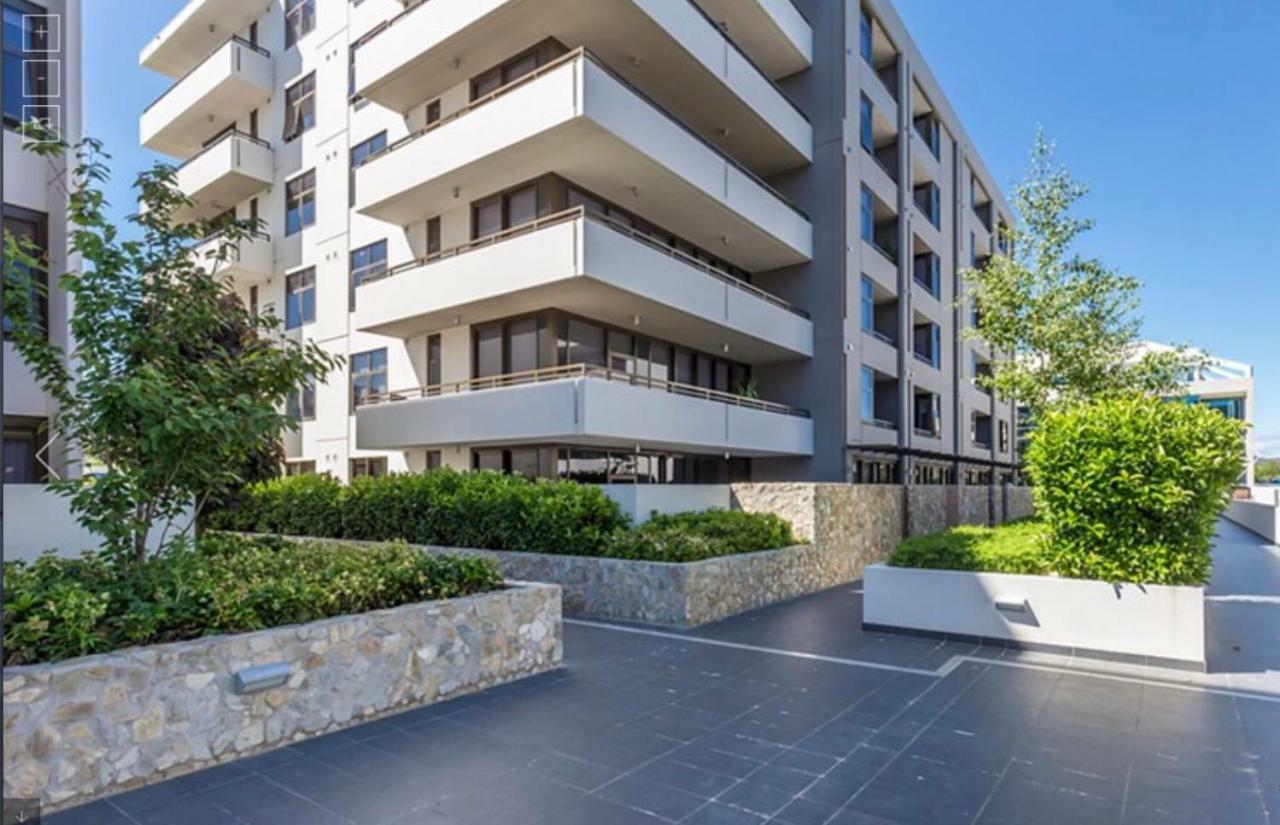 Governor Luxe 1 Bedroom Apartment In The Heart Of Barton Wifi Gym Wine Secure Parking Canberra Kingston Екстер'єр фото